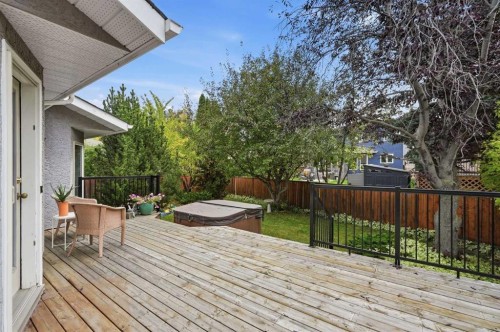 21 Mt Robson Close Se, Calgary, AB 