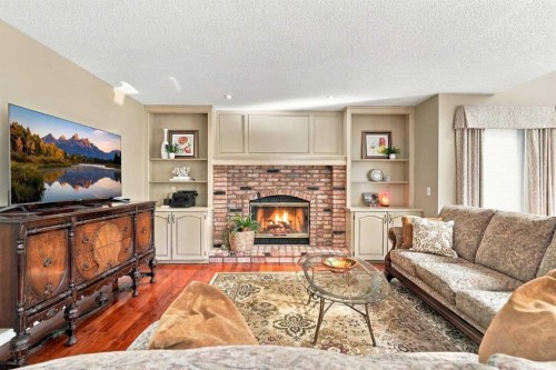 21 Mt Robson Close Se, Calgary, AB 