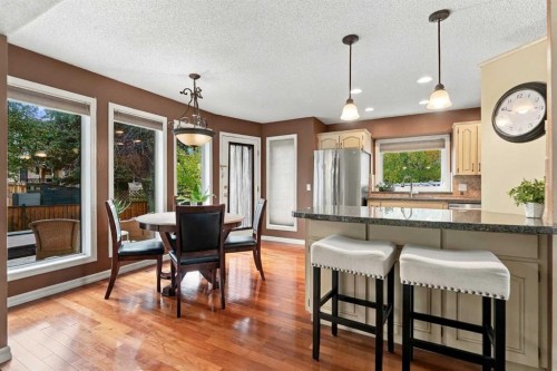 21 Mt Robson Close Se, Calgary, AB 
