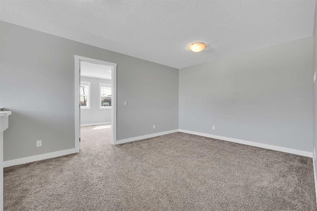 125 Edith Gate Nw, Calgary, AB