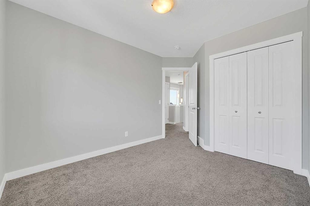 125 Edith Gate Nw, Calgary, AB