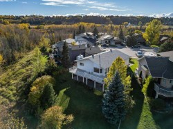 31 Riverside Place Cochrane, AB T4C 1J6