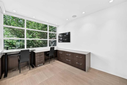 530 Crescent Road Nw, Calgary, AB 