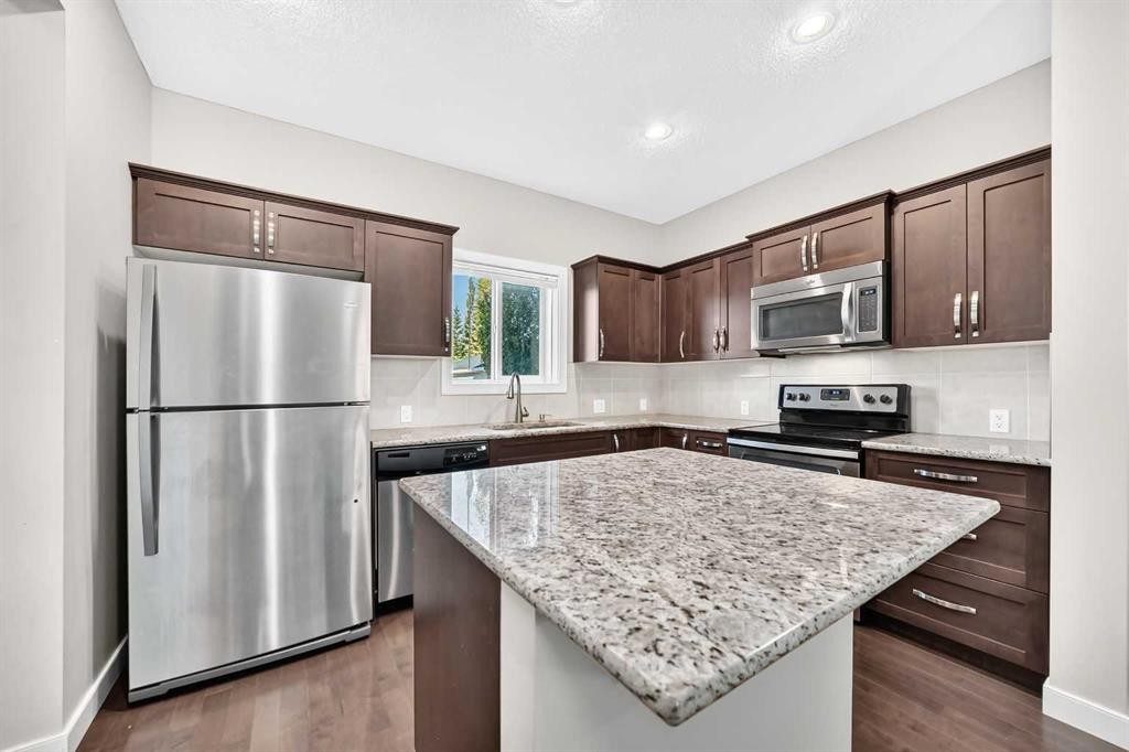 83 Legacy Crescent Se, Calgary, AB