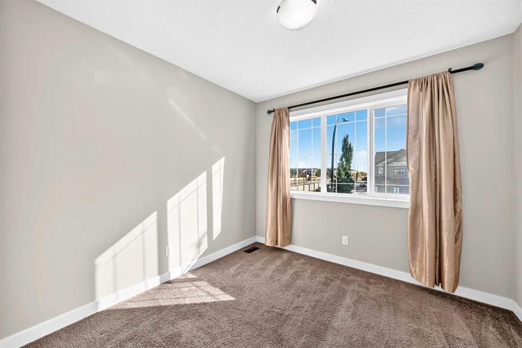 83 Legacy Crescent Se, Calgary, AB
