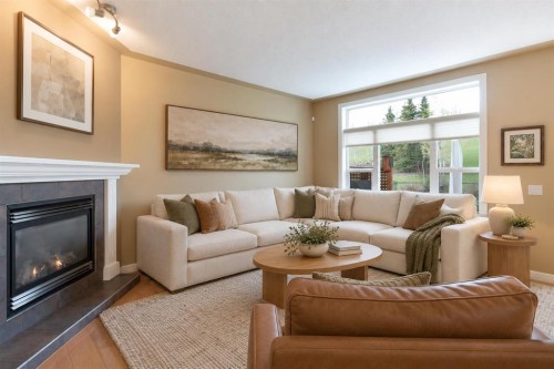 30 Discovery Ridge Gardens Sw, Calgary, AB 