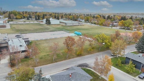 7 Fullerton Road Se, Calgary, AB 