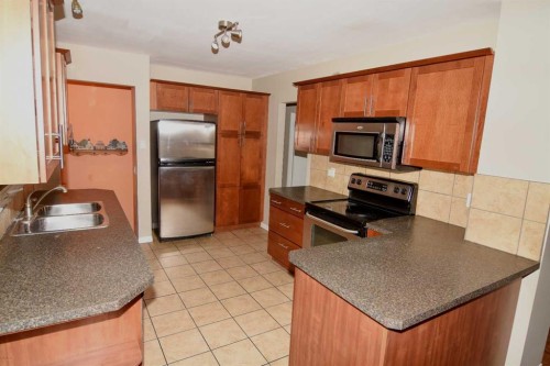 7 Fullerton Road Se, Calgary, AB 