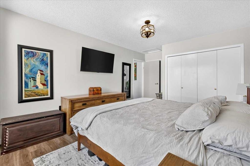 227 Lynnwood Drive Se, Calgary, AB