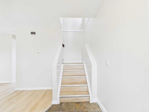 140 Martindale Boulevard Ne, Calgary, AB 