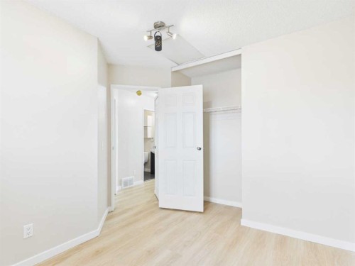 140 Martindale Boulevard Ne, Calgary, AB 
