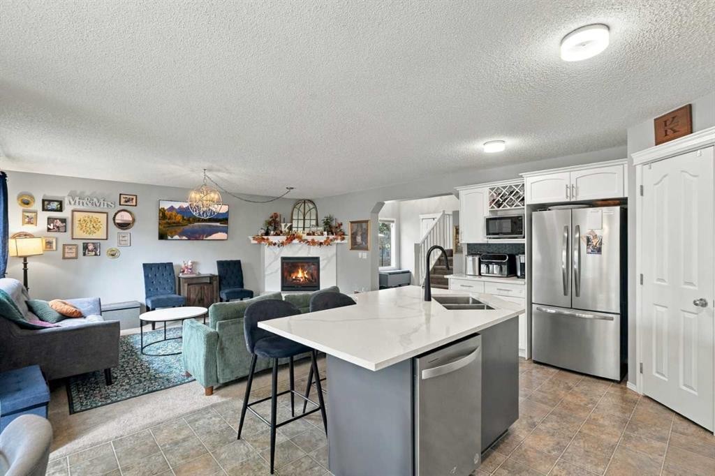 27 Chapman Close Se, Calgary, AB