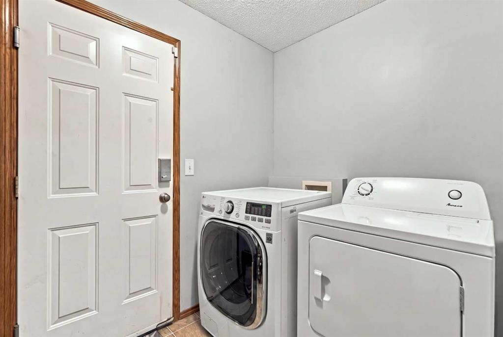 27 Chapman Close Se, Calgary, AB
