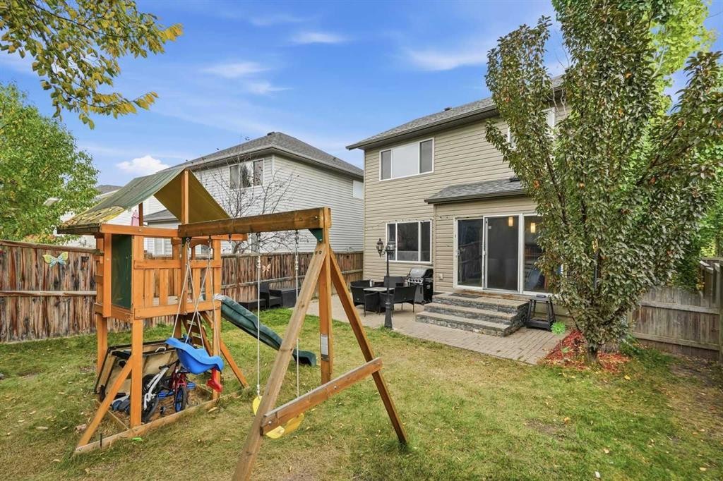 27 Chapman Close Se, Calgary, AB