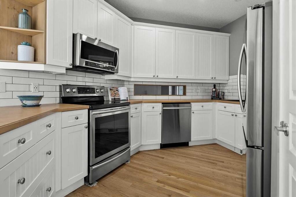 49 Prominence Park Sw, Calgary, AB