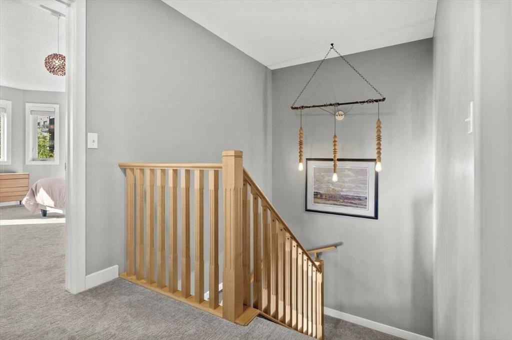 49 Prominence Park Sw, Calgary, AB