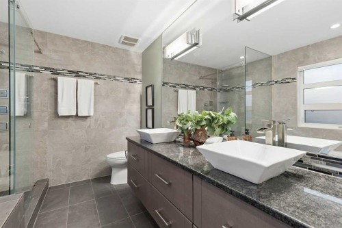 2207 32 Avenue Sw, Calgary, AB 