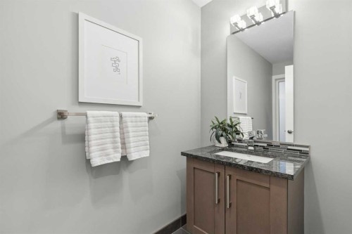 2207 32 Avenue Sw, Calgary, AB 