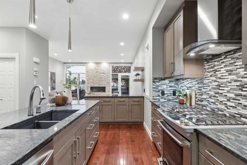 2207 32 Avenue Sw, Calgary, AB 