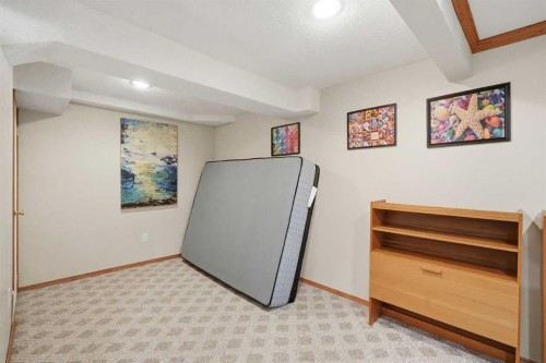 4615 31 Avenue Ne, Calgary, AB 