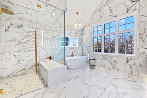 2125 Bowness Road Nw, Calgary, AB 
