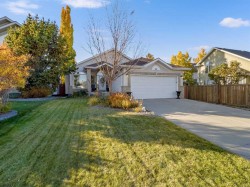 10948 Valley Ridge Drive NW Calgary, AB T3B 5P6