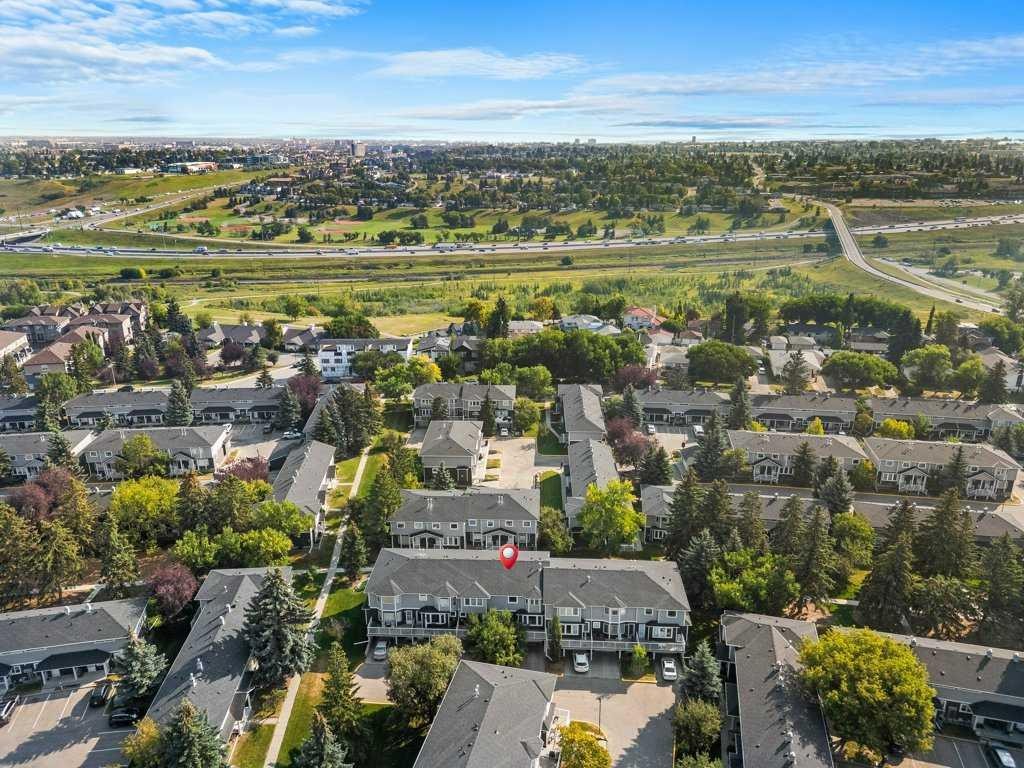 248 Regal Park Ne, Calgary, AB