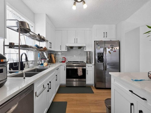 119 Covington Close Ne, Calgary, AB 