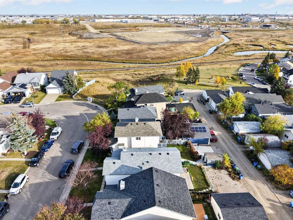 119 Covington Close Ne, Calgary, AB