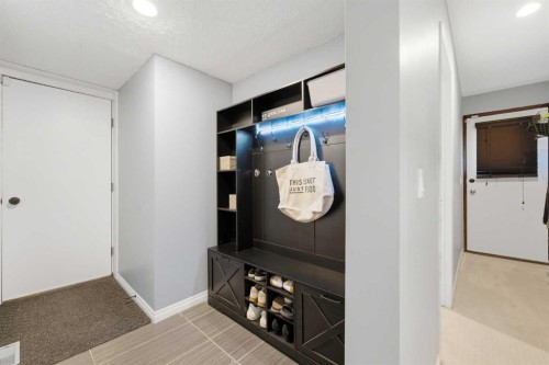 367 Norseman Road Nw, Calgary, AB 