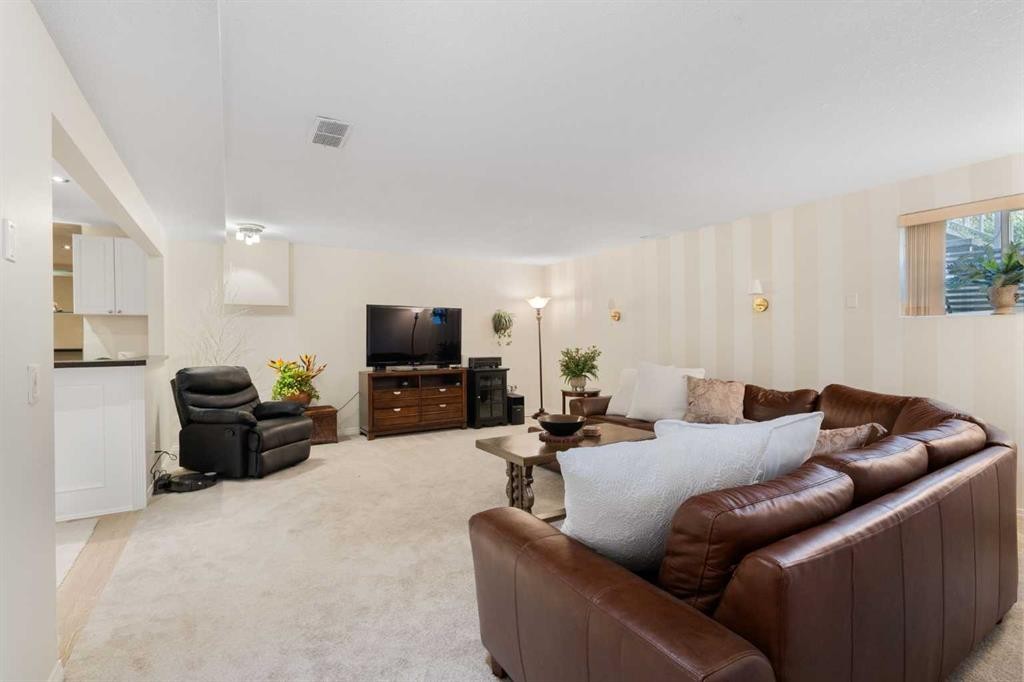 171 Prominence Heights Sw, Calgary, AB