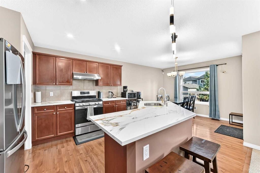 89 Silverado Range View Sw, Calgary, AB