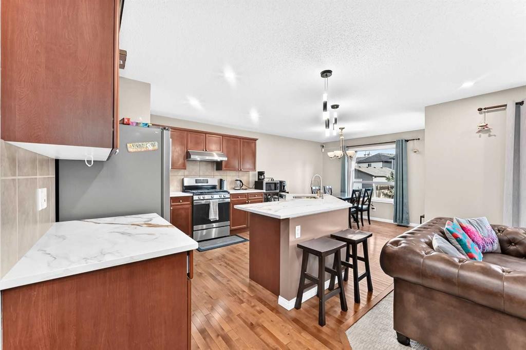 89 Silverado Range View Sw, Calgary, AB