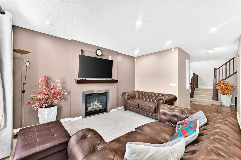 89 Silverado Range View Sw, Calgary, AB