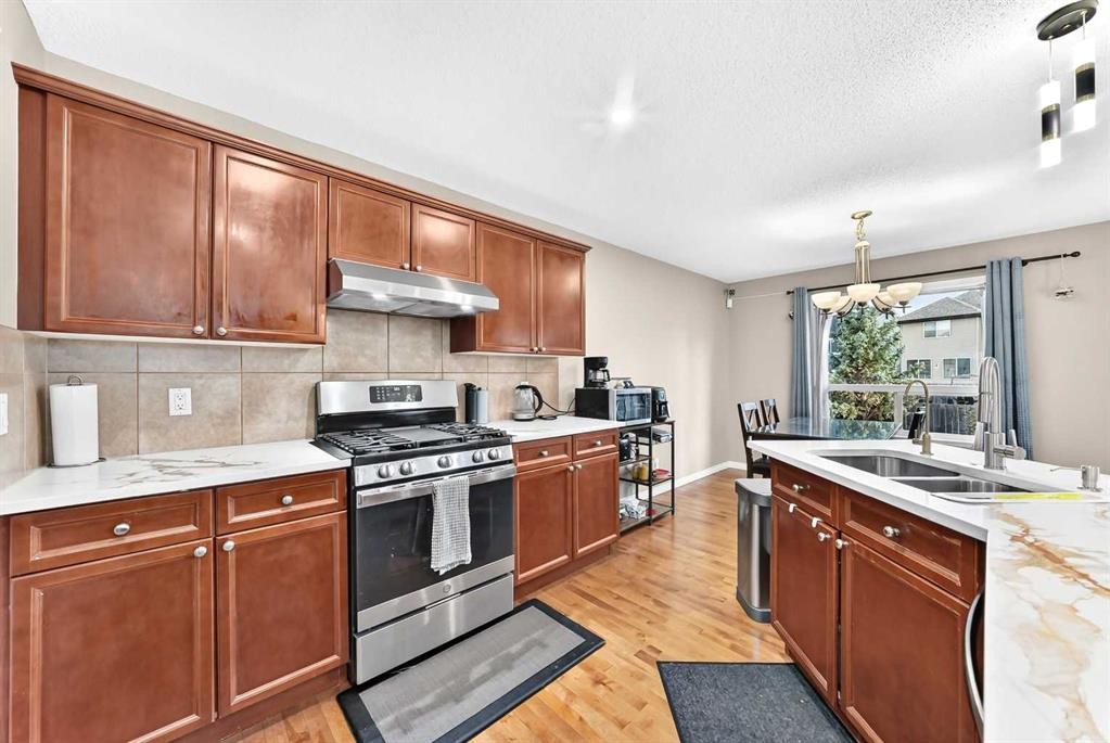 89 Silverado Range View Sw, Calgary, AB
