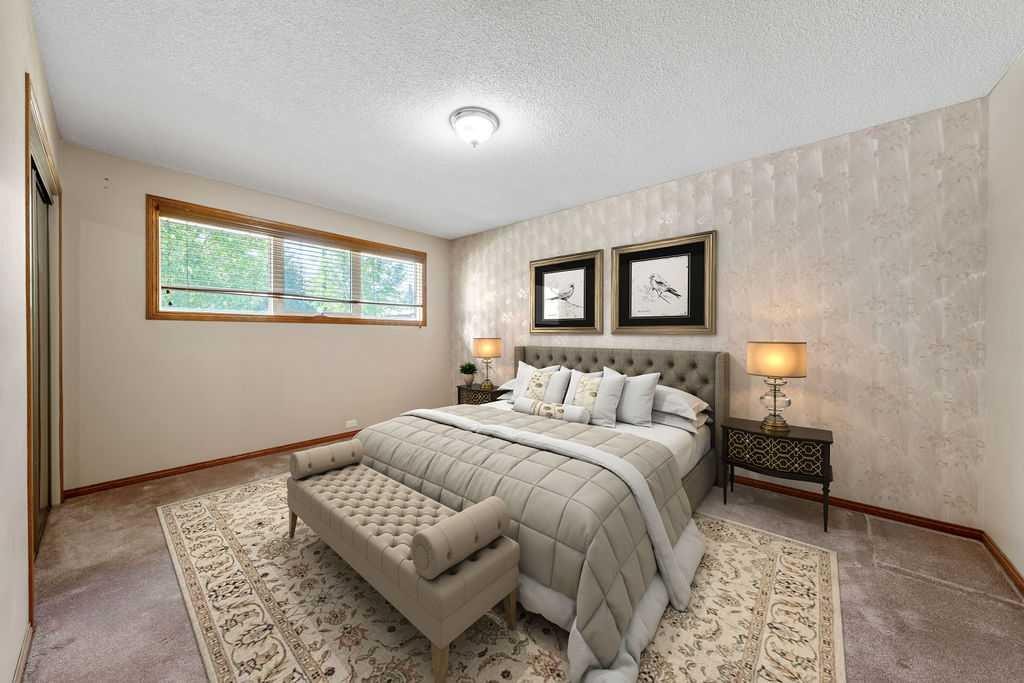 28 Brazeau Crescent Sw, Calgary, AB