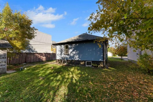 1507 1 Street Ne, Calgary, AB 