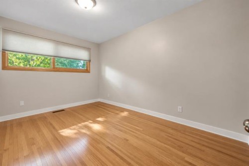 1415 Rosehill Drive Nw, Calgary, AB 