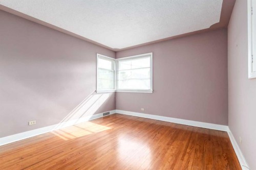 827 17 Avenue Nw, Calgary, AB 