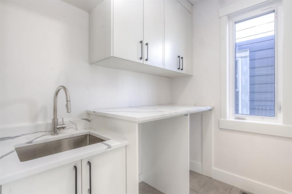 1028 18 Avenue Nw, Calgary, AB