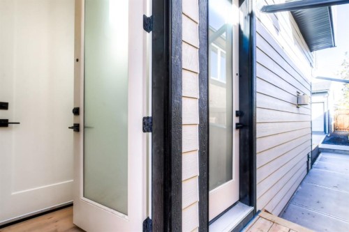 1028 18 Avenue Nw, Calgary, AB 
