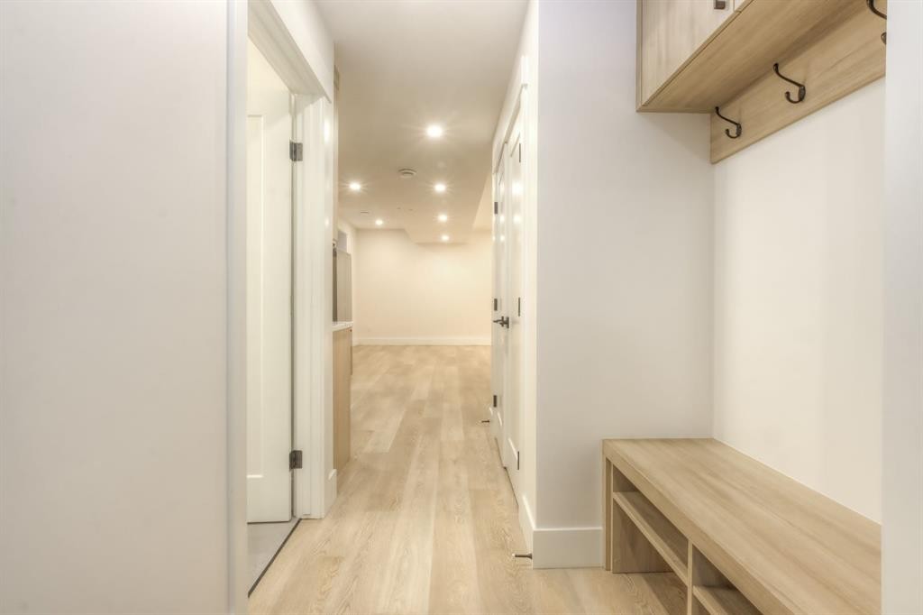 1028 18 Avenue Nw, Calgary, AB