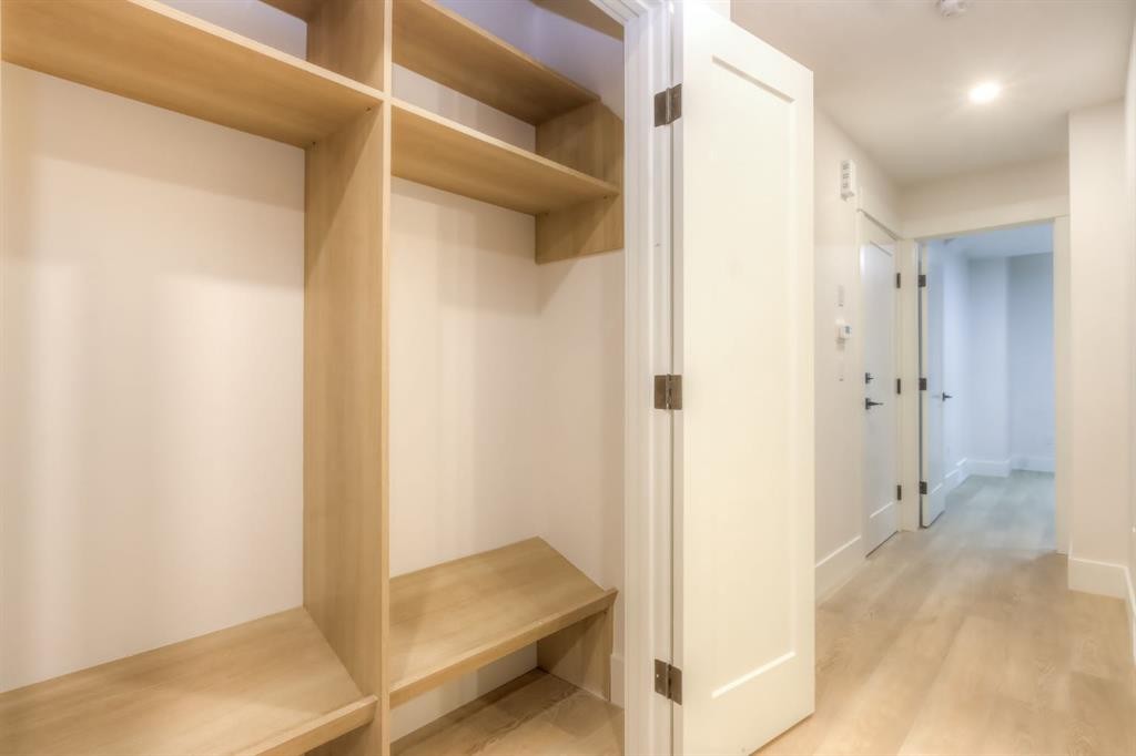 1028 18 Avenue Nw, Calgary, AB
