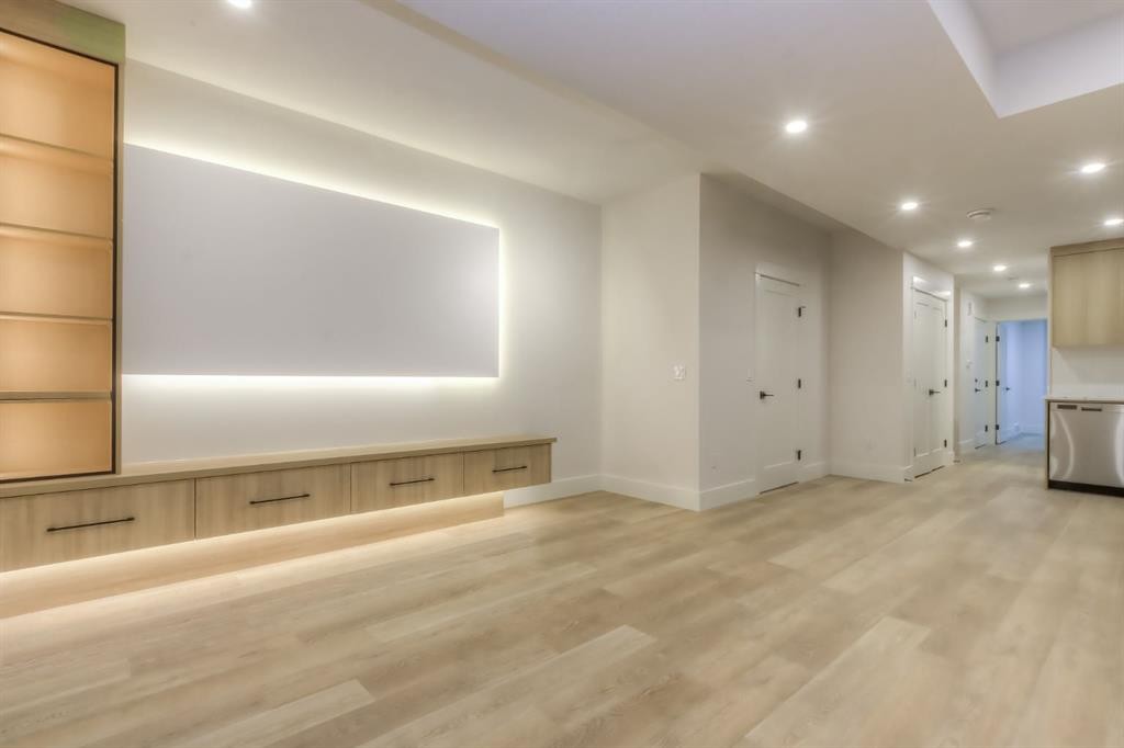 1028 18 Avenue Nw, Calgary, AB