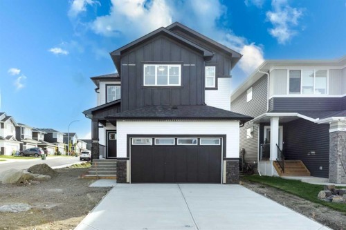456 Rivercrest Road  Cochrane, AB T4C 3C6