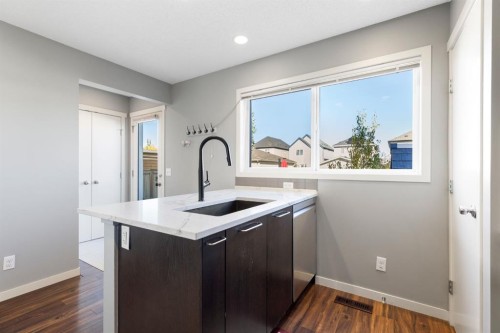 42 Copperpond Place Se, Calgary, AB 