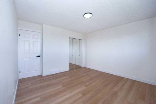 63 Beaconsfield Crescent Nw, Calgary, AB 