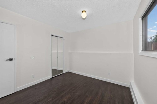 63 Beaconsfield Crescent Nw, Calgary, AB 