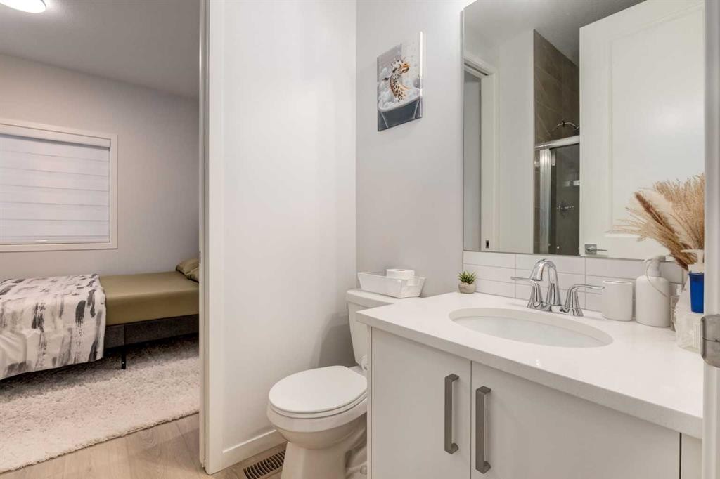29 Marmot Passage Nw, Calgary, AB