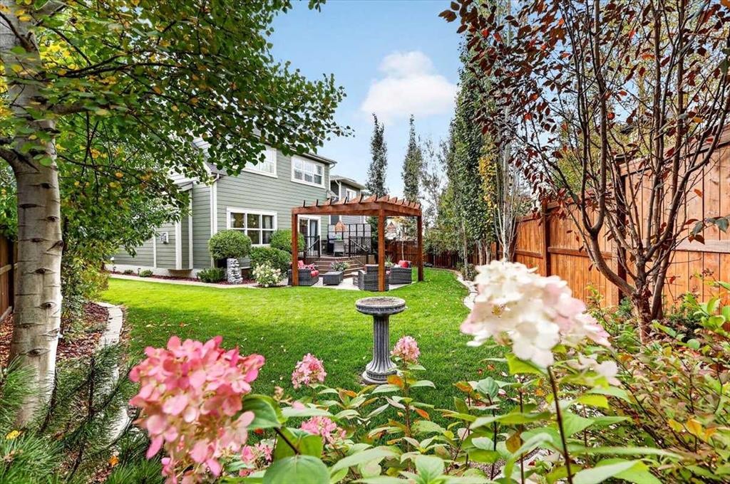 66 Masters Villas Se, Calgary, AB